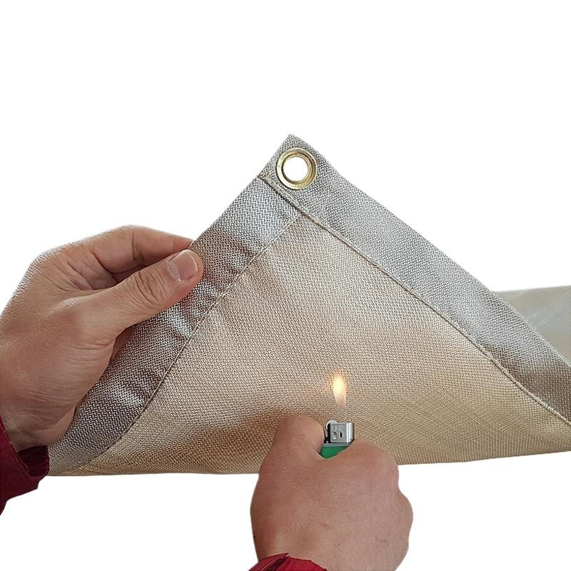 Kamp Ateş Geçirmez Matı, Isıya - Outdoor Camping Blanket incelemesi ve fiyatı